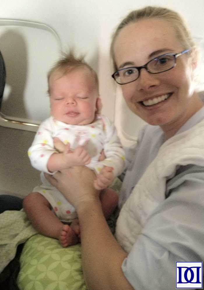 plane-tertaining-newborn