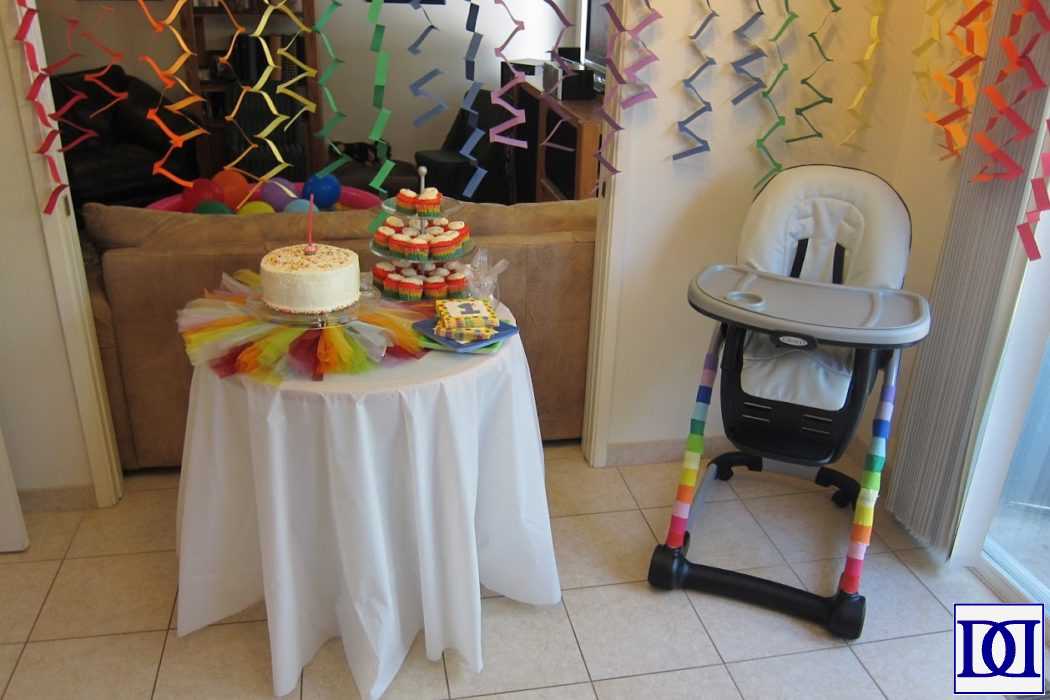 rainbow_party_cake_table_high_chair